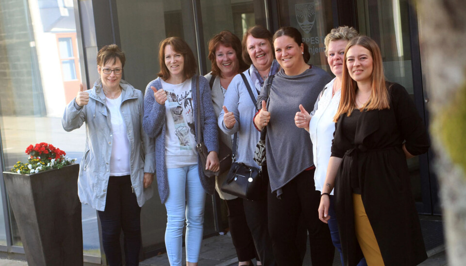GLER SEG TIL APRIL: Aud Elin Målsnes (frå venstre), Monica Solberg, Åshild Skogen, Jorunn Nymo, Kari Stien, Signe Olsen og Hilde Lende Aune. GLER SEG TIL APRIL: Aud Elin Målsnes (frå venstre), Monica Solberg, Åshild Skogen, Jorunn Nymo, Kari Stien, Signe Olsen og Hilde Lende Aune.