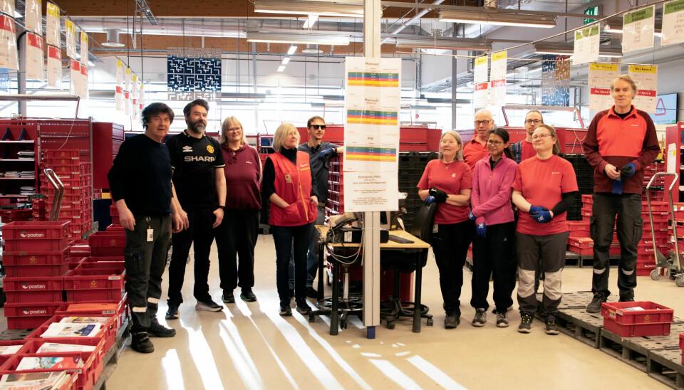 USIKRE TIDER: Martin Rask, Anne Sofie Ovesen, Hans-Petter Løksti, Inger Berit Ludvigsen, Eirik Føre, Martin Andreassen, Titajoa Kaeeyoo, Terje Olsen, Rita Jakobsen og Inger Andreassen håper de som ønsker å fortsette i Posten, får tilbud om ny jobb. USIKRE TIDER: Martin Rask, Anne Sofie Ovesen, Hans-Petter Løksti, Inger Berit Ludvigsen, Eirik Føre, Martin Andreassen, Titajoa Kaeeyoo, Terje Olsen, Rita Jakobsen og Inger Andreassen håper de som ønsker å fortsette i Posten, får tilbud om ny jobb.