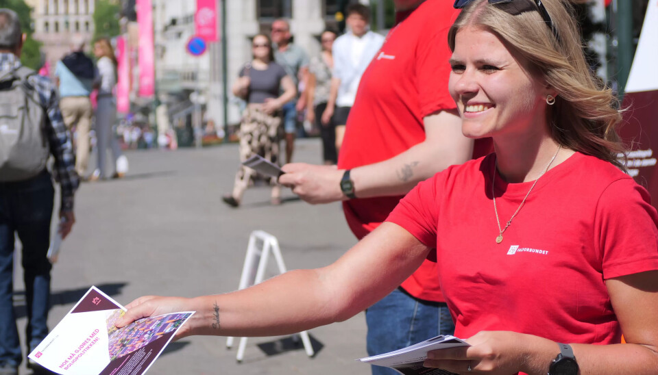 KRITISK: Jeanette Lea Romslo vil at alle LO-forbundene opererer med lik pris på studentmedlemskap. KRITISK: Jeanette Lea Romslo vil at alle LO-forbundene opererer med lik pris på studentmedlemskap.