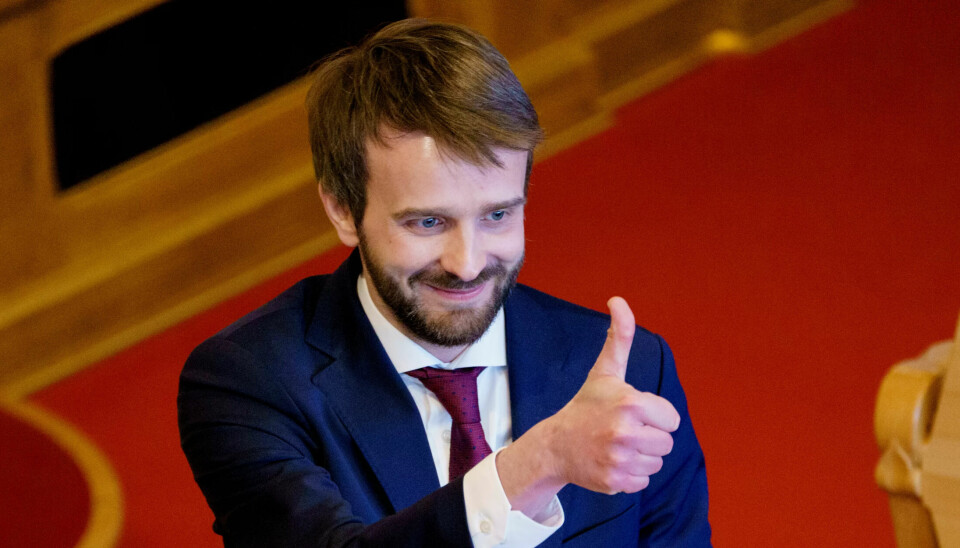 VIL LEVERE: Næringsminister Jan Christian Vestre (Ap) sitter ikke på pengesekken eller verktøykassen i regjeringen, men lover å levere likevel. VIL LEVERE: Næringsminister Jan Christian Vestre (Ap) sitter ikke på pengesekken eller verktøykassen i regjeringen, men lover å levere likevel.