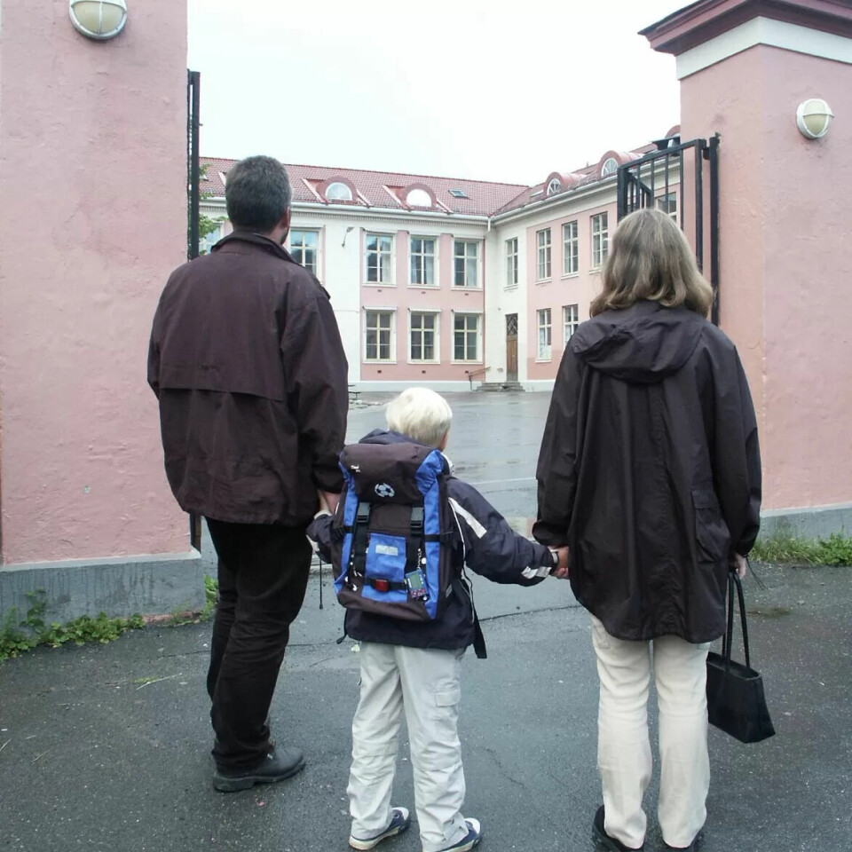 VELFERDSPERMISJON: Barnas første skoledag er en stor begivenhet. Bestemmelser om velferdspermisjoner gir deg mulighet til å bli med. VELFERDSPERMISJON: Barnas første skoledag er en stor begivenhet. Bestemmelser om velferdspermisjoner gir deg mulighet til å bli med.
