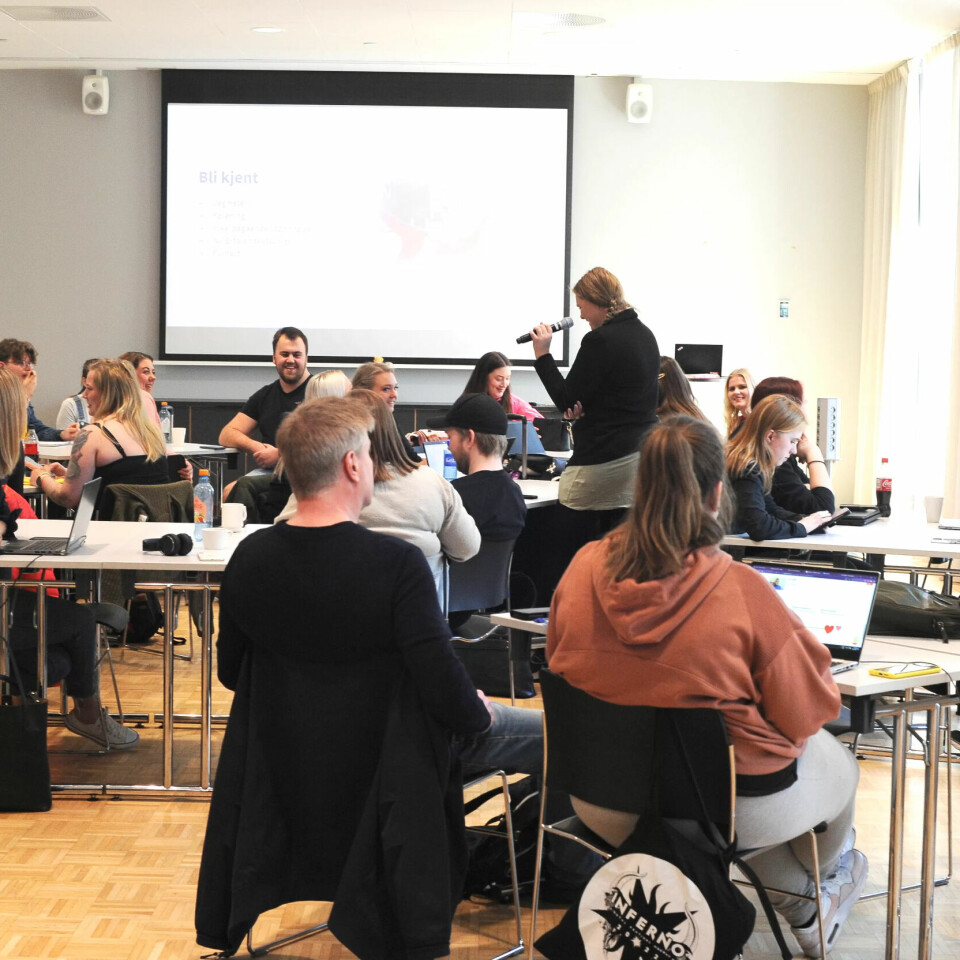 KURS: Et knippe unge tillitsvalgte, ledere- og nestledere i regionene, møtes denne uka blant annet for å få trening i debattering fra talerstol. KURS: Et knippe unge tillitsvalgte, ledere- og nestledere i regionene, møtes denne uka blant annet for å få trening i debattering fra talerstol.