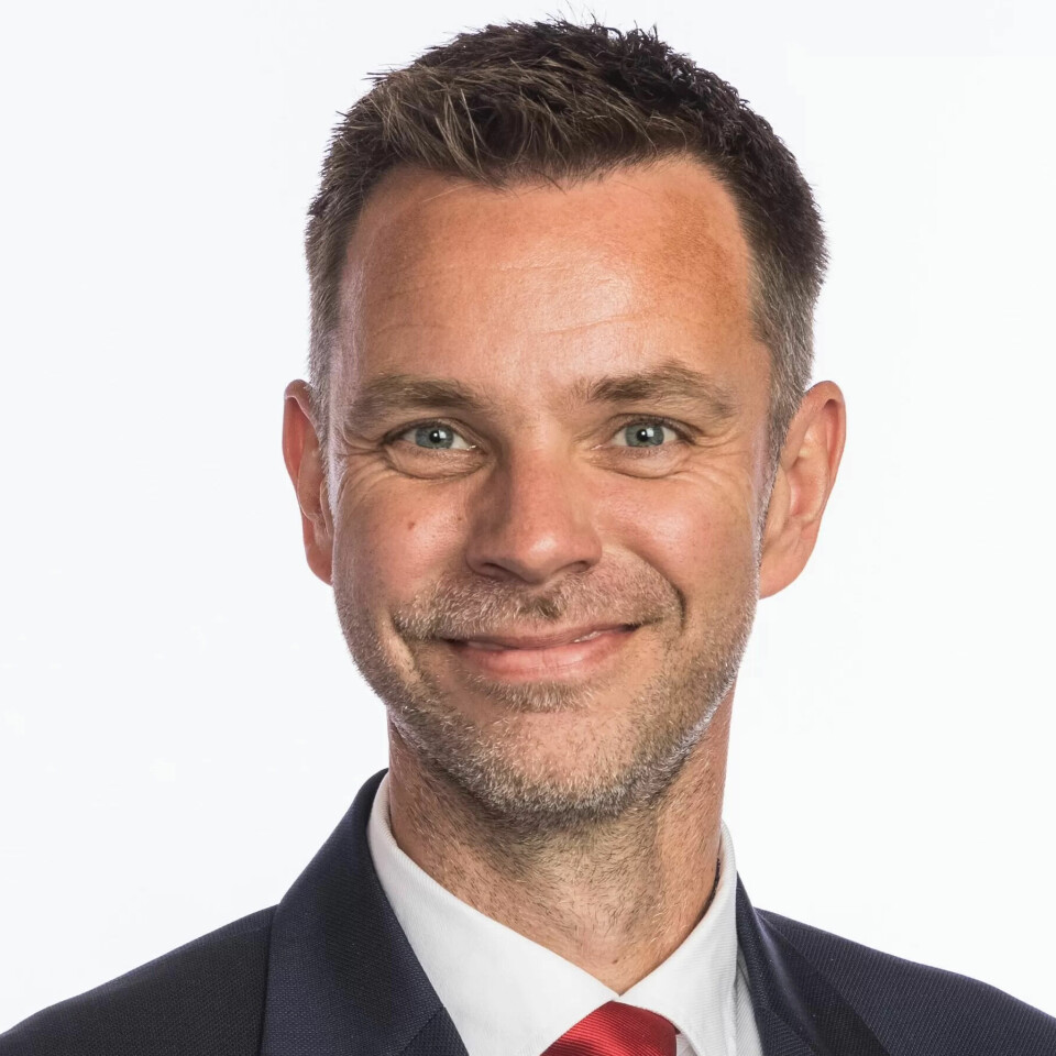 BØTE PÅ BEMANNINGSKRISE: Truls Vasvik (Ap) sier vi sliter med å skaffe nok sykepleiere. BØTE PÅ BEMANNINGSKRISE: Truls Vasvik (Ap) sier vi sliter med å skaffe nok sykepleiere.