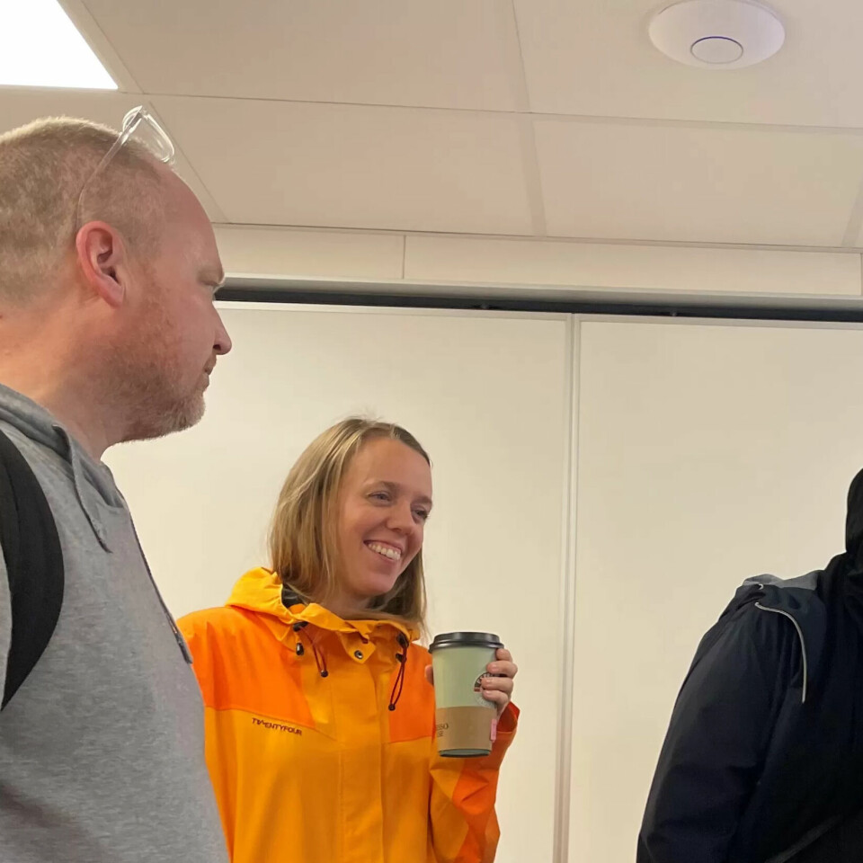 STREIKER FOR FRAMTIDA VÅR: Thomas Magnus Johansen, Else Henriette Lekven og Hawa Doale Noh samler effekter og vester som de skal ha med tilbake til barnehagene de jobber i. STREIKER FOR FRAMTIDA VÅR: Thomas Magnus Johansen, Else Henriette Lekven og Hawa Doale Noh samler effekter og vester som de skal ha med tilbake til barnehagene de jobber i.