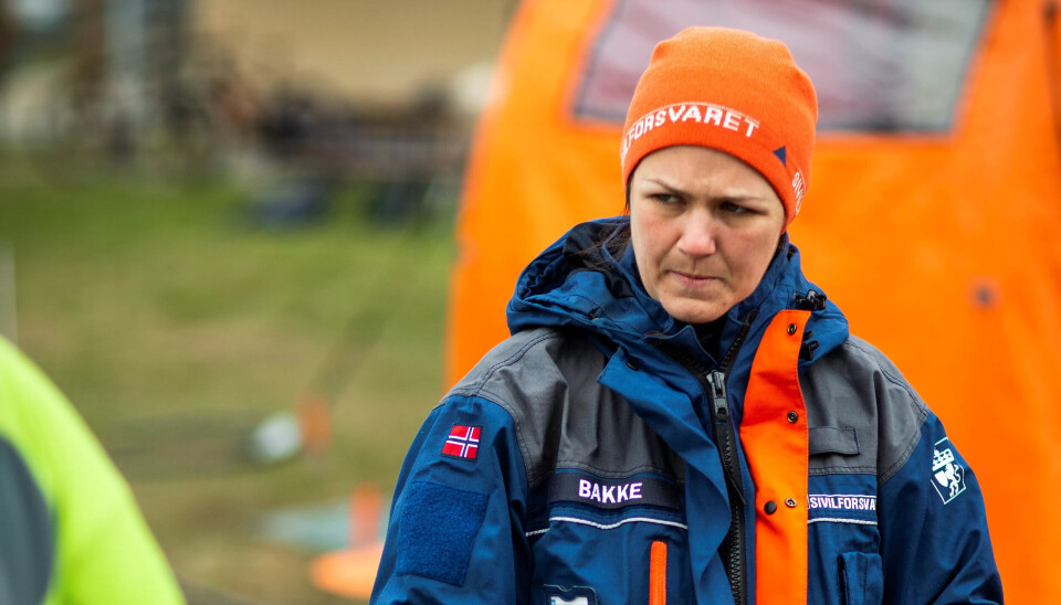BRUKE KUNNSKAP: Tonje Skeie Bakke (oransje lue) skal være utstasjonert i tre dager. Hun ser fram til å bruke noe av det hun har lært på kurs og øvelser. BRUKE KUNNSKAP: Tonje Skeie Bakke (oransje lue) skal være utstasjonert i tre dager. Hun ser fram til å bruke noe av det hun har lært på kurs og øvelser.