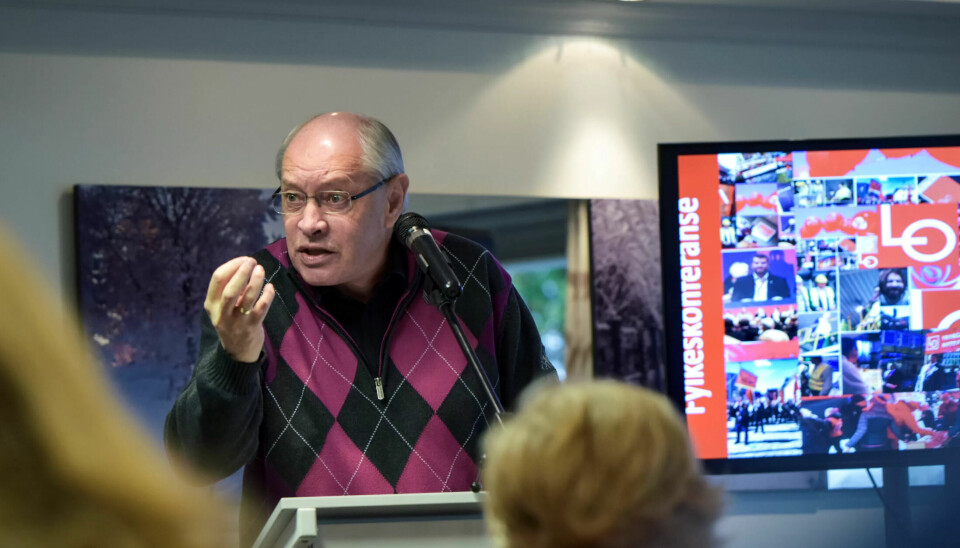 KRISE: - Vi er i en alvorlig krise. Velgerne tar aldri feil. Om vi ikke klarer å snu samfunnutviklingen vil det være slutt på sosialdemokratiet i Norge, sier Martin Kolberg. KRISE: - Vi er i en alvorlig krise. Velgerne tar aldri feil. Om vi ikke klarer å snu samfunnutviklingen vil det være slutt på sosialdemokratiet i Norge, sier Martin Kolberg.