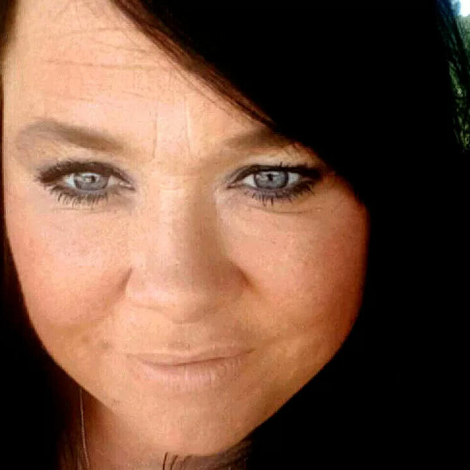 FORTVILER: Helsefagarbeider Nina Korneliussen er fortvilet over at hun ikke får fast jobb etter endt utdanning. FORTVILER: Helsefagarbeider Nina Korneliussen er fortvilet over at hun ikke får fast jobb etter endt utdanning.