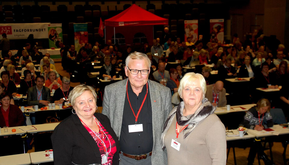 LEDERTRIO: Den nye regionen ledes av (.f.v) nestleder Gunn Elin Flakne, regionleder Arne Jan Skjerdingstad og netleder Brit Gulli Rones. LEDERTRIO: Den nye regionen ledes av (.f.v) nestleder Gunn Elin Flakne, regionleder Arne Jan Skjerdingstad og netleder Brit Gulli Rones.