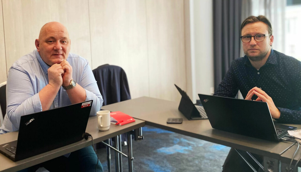 Roger Dehlin (tv) og Per Egil Johansen forbereder seg på forhandlingsinnspurt i hovedstaden. Roger Dehlin (tv) og Per Egil Johansen forbereder seg på forhandlingsinnspurt i hovedstaden.