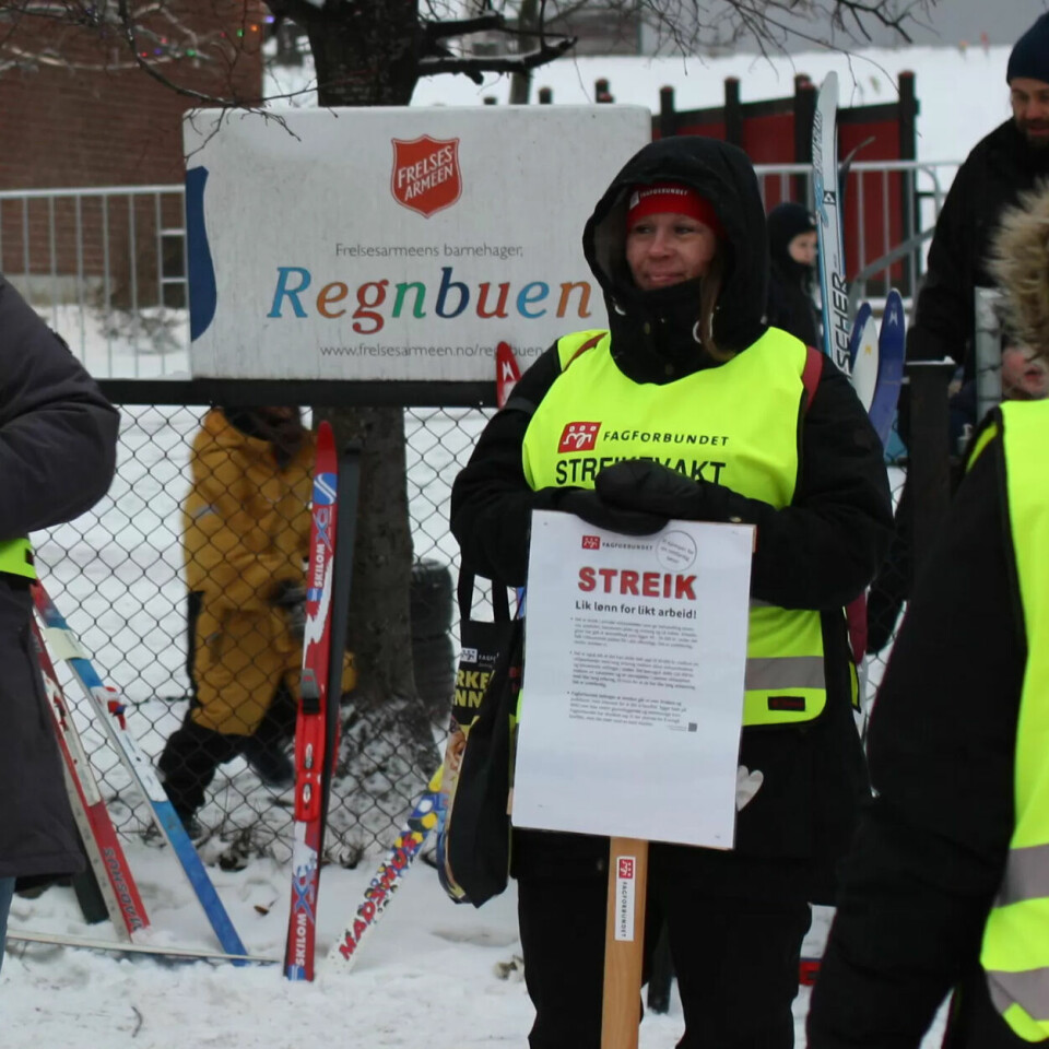 Mandag trappes streiken i private omsorgsbedrifter og barnehager med NHO-avtale ytterligere opp. Da vil 144 medlemmer av Fagforbundet og FO være i streik. Mandag trappes streiken i private omsorgsbedrifter og barnehager med NHO-avtale ytterligere opp. Da vil 144 medlemmer av Fagforbundet og FO være i streik.