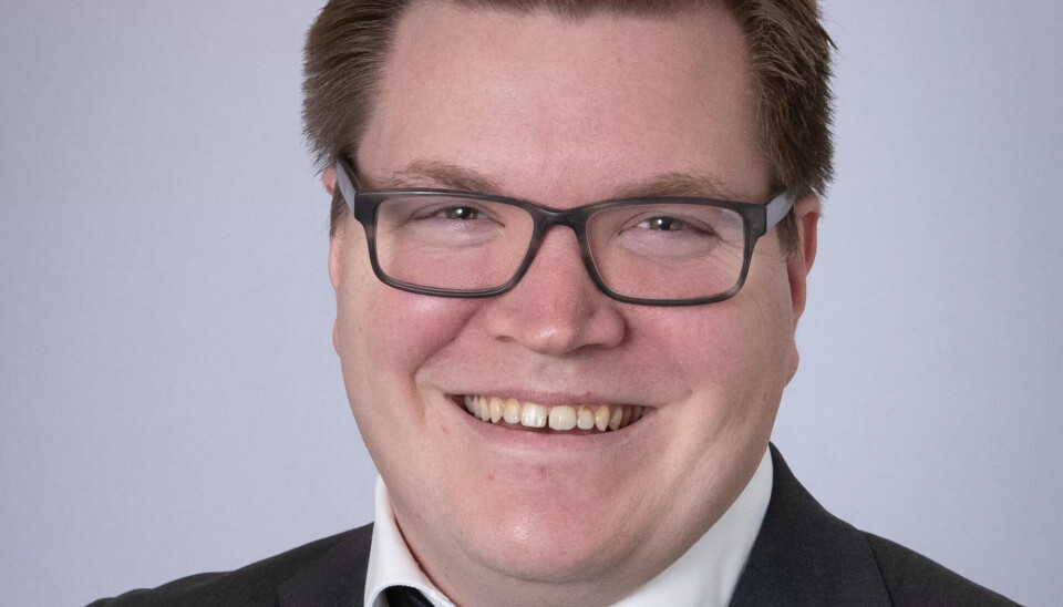 FEIL SIGNAL: – Jeg opplever at utlysningene sender ut et signal som ikke er bra, sier Eivind Knudsen (Ap), hovedutvalgsleder for helse, sosial og omsorg i Drammen kommune. FEIL SIGNAL: – Jeg opplever at utlysningene sender ut et signal som ikke er bra, sier Eivind Knudsen (Ap), hovedutvalgsleder for helse, sosial og omsorg i Drammen kommune.