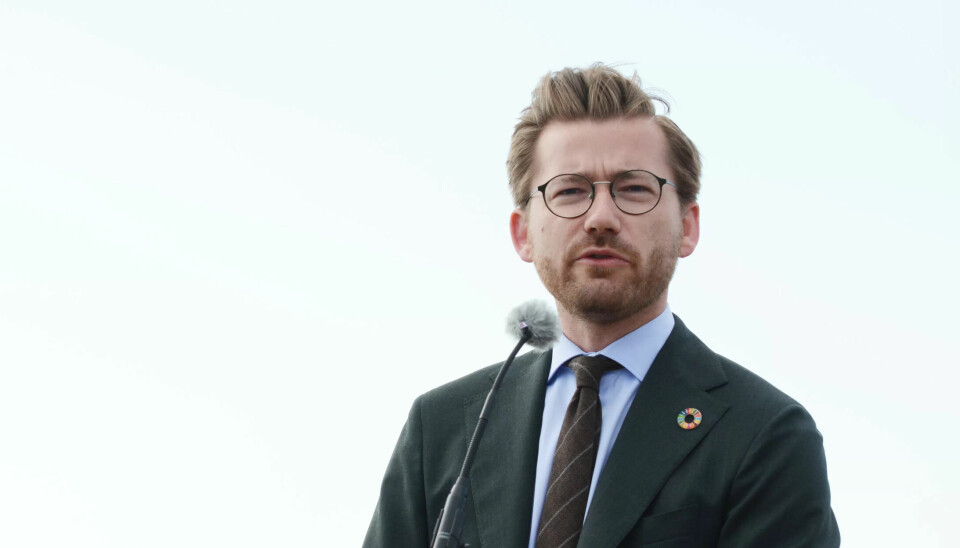 PÅBUDET MÅ BORT: Sveinung Rotevatn mener det er på tide å gi folk friheten tilbake. PÅBUDET MÅ BORT: Sveinung Rotevatn mener det er på tide å gi folk friheten tilbake.