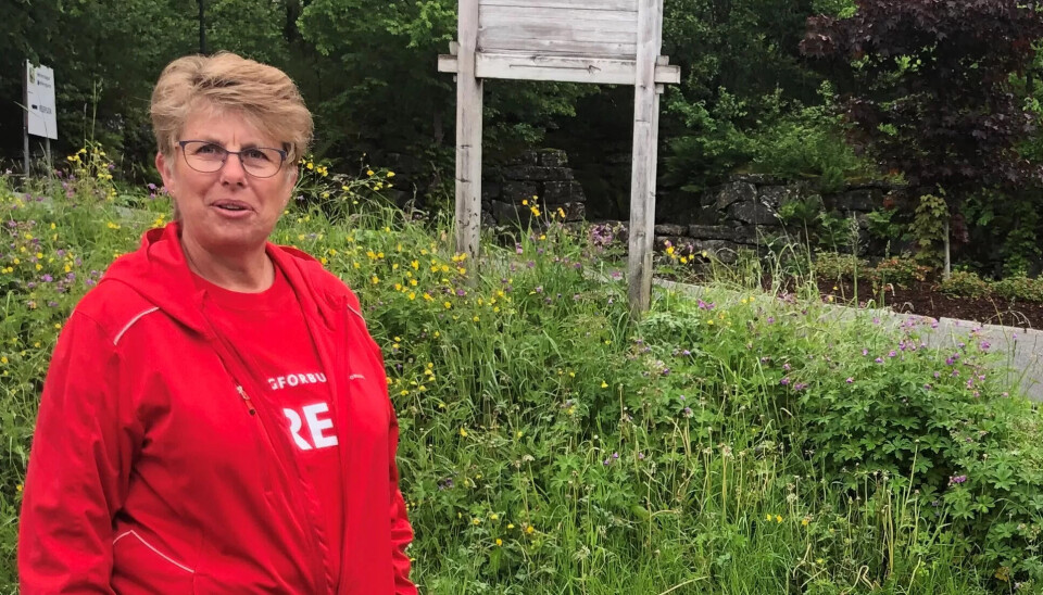 STREIKEBRYTERI? Fagforbundet hevder at de streikendes jobb er overtatt av andre. – Respekten for streikeretten blir ikke tatt på alvor, sier Kari Daltveit i Fagforbundet Vestland. STREIKEBRYTERI? Fagforbundet hevder at de streikendes jobb er overtatt av andre. – Respekten for streikeretten blir ikke tatt på alvor, sier Kari Daltveit i Fagforbundet Vestland.