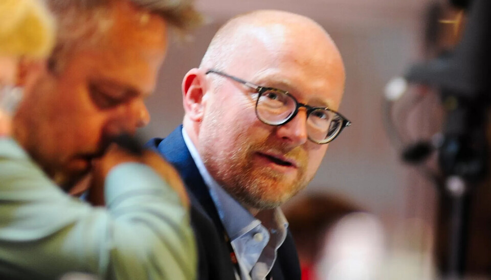 INNSYN: Trond Finstad sit i arbeidsutvalet i Fagforbundet og er leiar av Yrkesseksjon for kontor og administrasjon. Han ønsker at tillitsvalde skal få vite meir om korleis jobbtelefon data blir samla inn og lagra. INNSYN: Trond Finstad sit i arbeidsutvalet i Fagforbundet og er leiar av Yrkesseksjon for kontor og administrasjon. Han ønsker at tillitsvalde skal få vite meir om korleis jobbtelefon data blir samla inn og lagra.