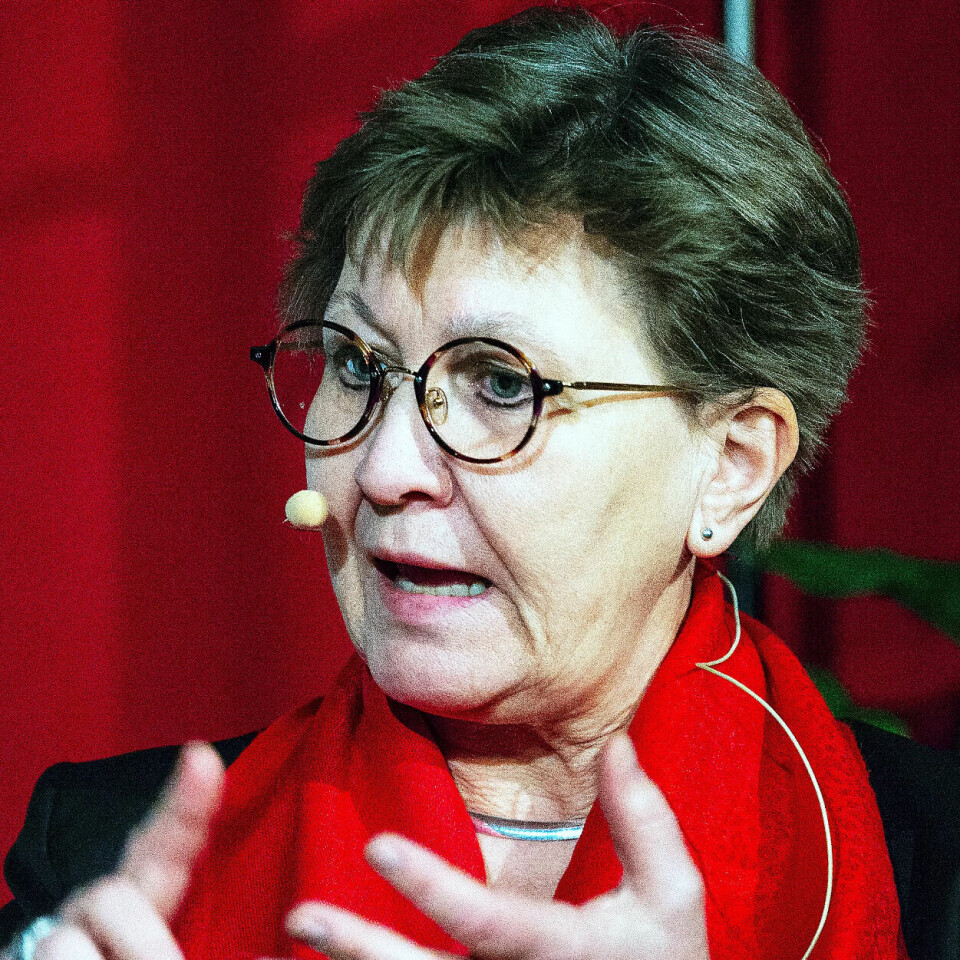 HØYERE TILLEGG: LO Kommune og Mette Nord krever at ansatte i tjenester som har fått større belastning på grunn av koronakrisen skal få høyere ulempetillegg. HØYERE TILLEGG: LO Kommune og Mette Nord krever at ansatte i tjenester som har fått større belastning på grunn av koronakrisen skal få høyere ulempetillegg.