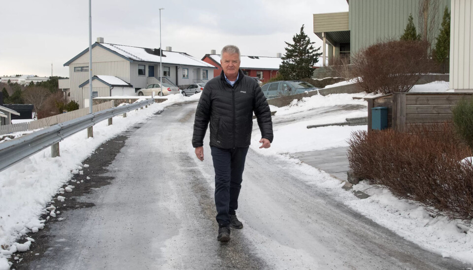 FIGHTER: - Jeg er en fighter, sier Olav Christian Husby som vil slåss for pensjonen sin, og for en større yrkesskadeerstatning siden det han har fått ikke dekker summene han taper i pensjon. FIGHTER: - Jeg er en fighter, sier Olav Christian Husby som vil slåss for pensjonen sin, og for en større yrkesskadeerstatning siden det han har fått ikke dekker summene han taper i pensjon.