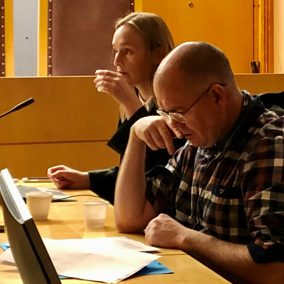 Stig Berntsen og advokatfullmektig Oda Bjørvik. Stig Berntsen og advokatfullmektig Oda Bjørvik.