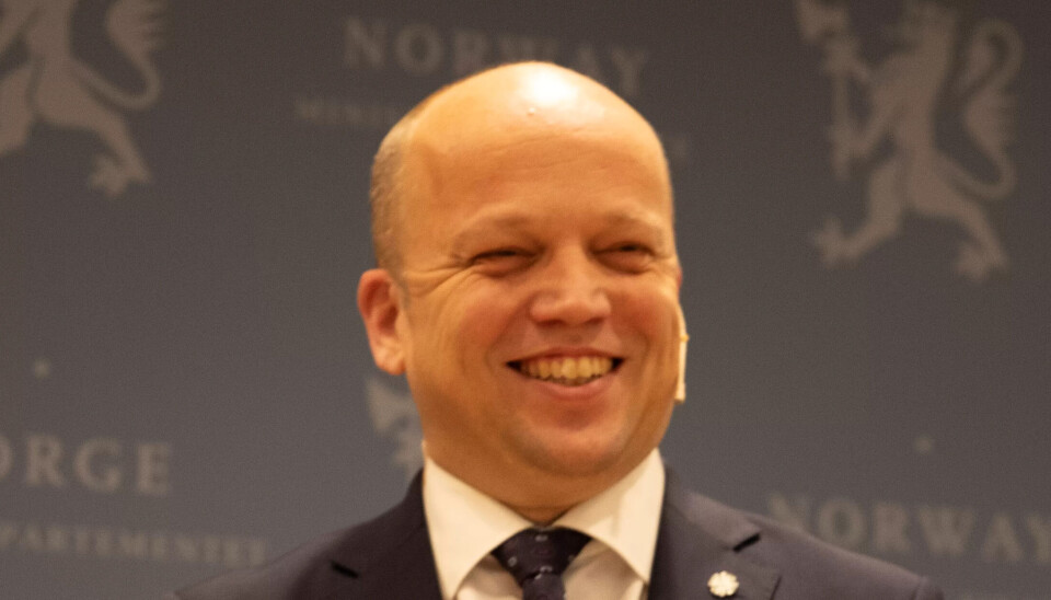 NEI: Finansminister Trygve Slagsvold Vedum og Sp tar dissens i abortspørsmålet. NEI: Finansminister Trygve Slagsvold Vedum og Sp tar dissens i abortspørsmålet.