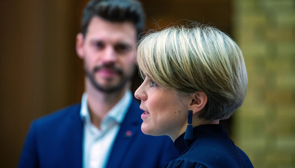 SVs Kari Elisabeth Kaski. I bakgrunnen: Rødts Bjørnar Moxnes. SVs Kari Elisabeth Kaski. I bakgrunnen: Rødts Bjørnar Moxnes.