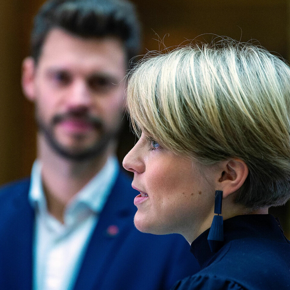 SVs Kari Elisabeth Kaski. I bakgrunnen: Rødts Bjørnar Moxnes. SVs Kari Elisabeth Kaski. I bakgrunnen: Rødts Bjørnar Moxnes.