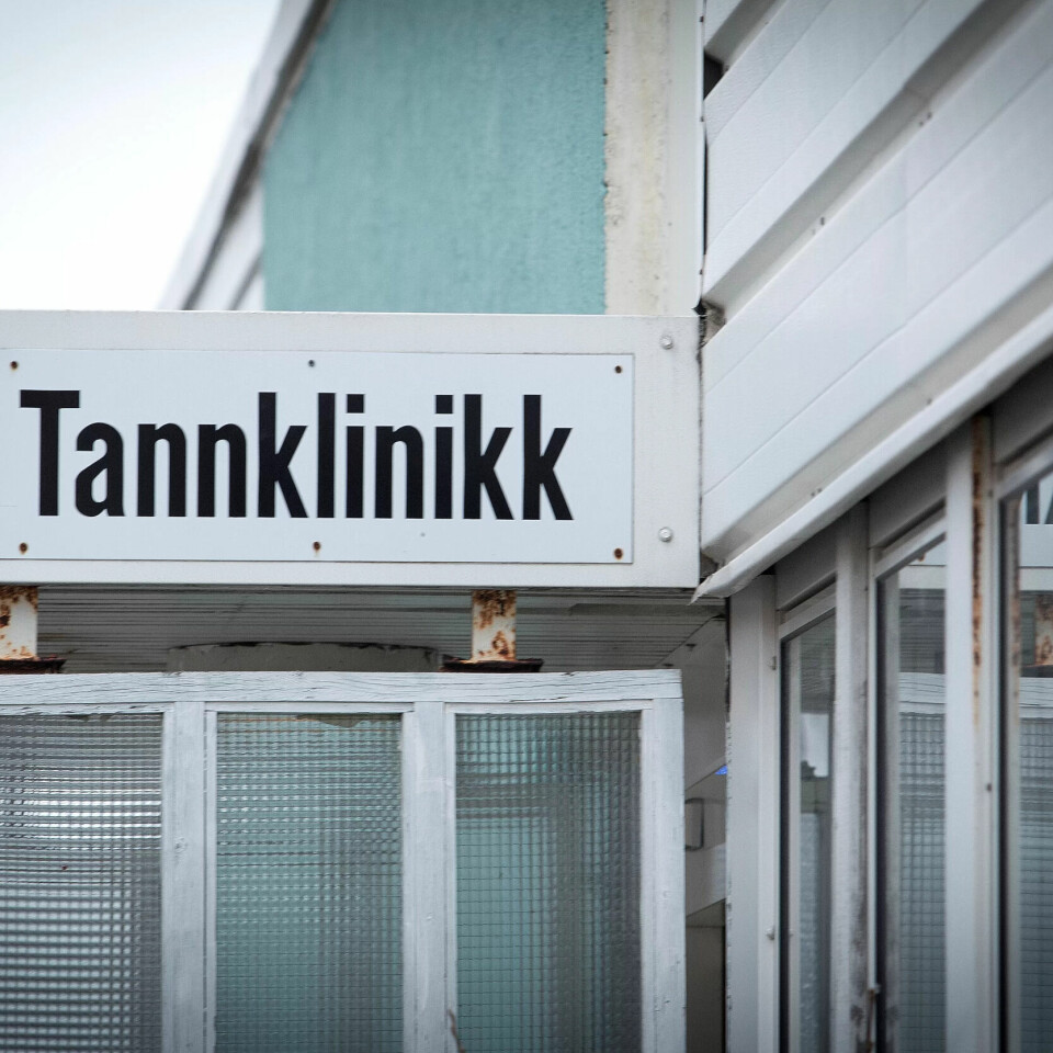 Tannhelsen i Sverige er også et populært mål for velferdskriminelle. Tannhelsen i Sverige er også et populært mål for velferdskriminelle.