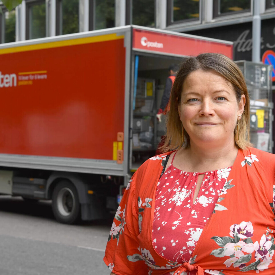 KRAV: – Vi har engasjert oss over tid i denne saken, og gleder oss over at regjeringen lytter til anbefalingene og foreslår en slik løyveordning. For vi mener dette vil bidra til å rydde opp i bransjen, sier nestleder Cathrine Ertsås i Fagforbundet Post og finans. KRAV: – Vi har engasjert oss over tid i denne saken, og gleder oss over at regjeringen lytter til anbefalingene og foreslår en slik løyveordning. For vi mener dette vil bidra til å rydde opp i bransjen, sier nestleder Cathrine Ertsås i Fagforbundet Post og finans.