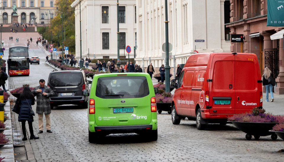 FORSLAG: Regjeringen foreslår å innføre løyveordning i varebilbransjen, noe Posten og Fagforbundet Post og finans lenge har jobbet for. Nå sender regjeringen og Statens Vegvesen forslaget ut på høring. FORSLAG: Regjeringen foreslår å innføre løyveordning i varebilbransjen, noe Posten og Fagforbundet Post og finans lenge har jobbet for. Nå sender regjeringen og Statens Vegvesen forslaget ut på høring.