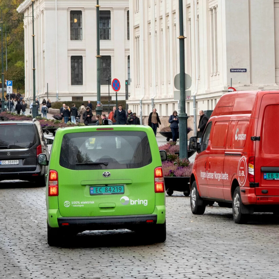 FORSLAG: Regjeringen foreslår å innføre løyveordning i varebilbransjen, noe Posten og Fagforbundet Post og finans lenge har jobbet for. Nå sender regjeringen og Statens Vegvesen forslaget ut på høring. FORSLAG: Regjeringen foreslår å innføre løyveordning i varebilbransjen, noe Posten og Fagforbundet Post og finans lenge har jobbet for. Nå sender regjeringen og Statens Vegvesen forslaget ut på høring.