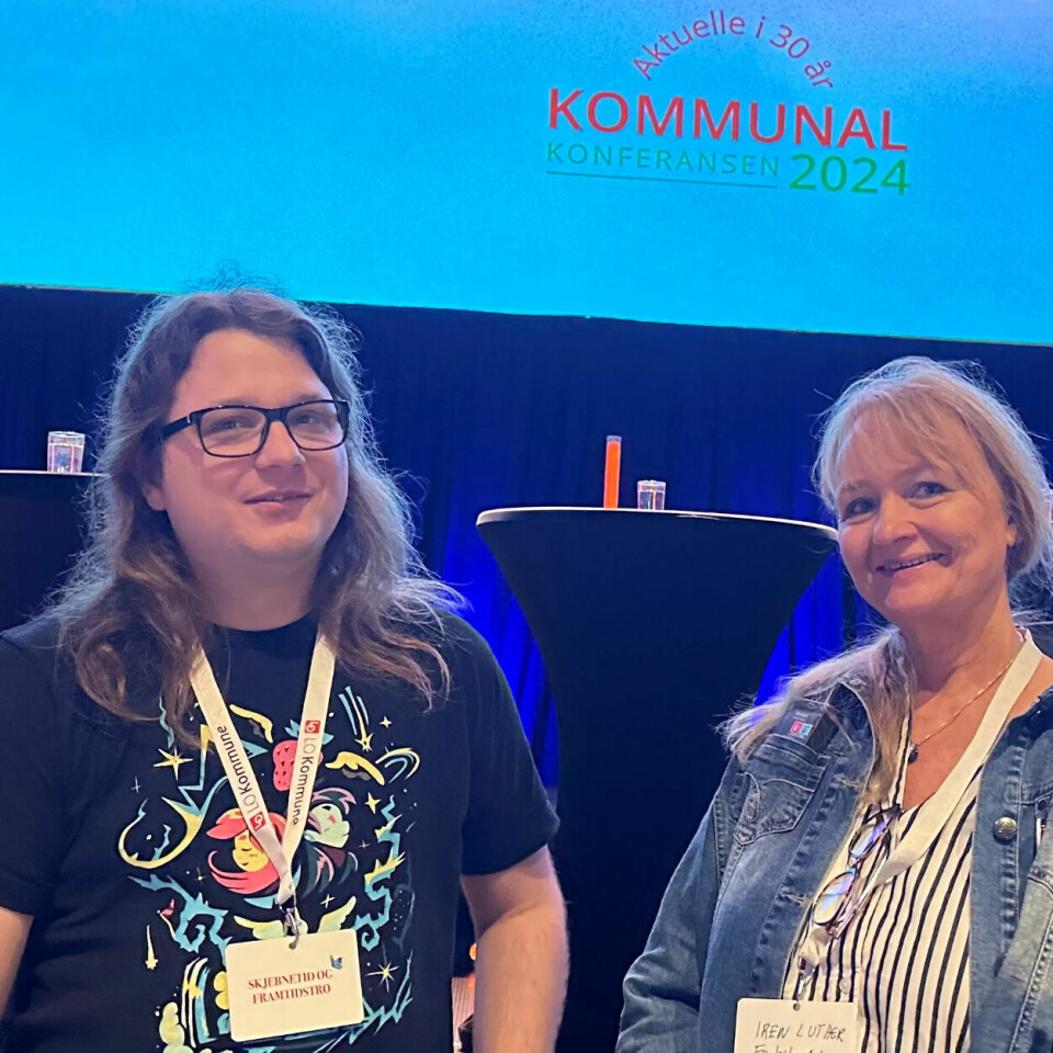 HELSE OG FRAMTID: Fagforbundets Eskild Hustvedt og Iren Luther er opptatt av at helsearbeidere framover må få økt kunnskap om kunstig intelligens. HELSE OG FRAMTID: Fagforbundets Eskild Hustvedt og Iren Luther er opptatt av at helsearbeidere framover må få økt kunnskap om kunstig intelligens.