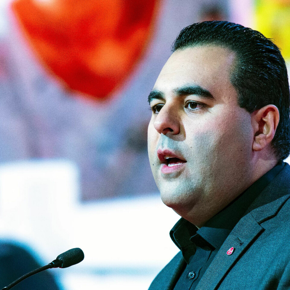 Stortingspresident Masud Gharahkhani er skuffet, etter at presidentskapet på Løvebakken nylig avviste muligheten til å endre feriepengeordningen for stortingsrepresentantene. Stortingspresident Masud Gharahkhani er skuffet, etter at presidentskapet på Løvebakken nylig avviste muligheten til å endre feriepengeordningen for stortingsrepresentantene.