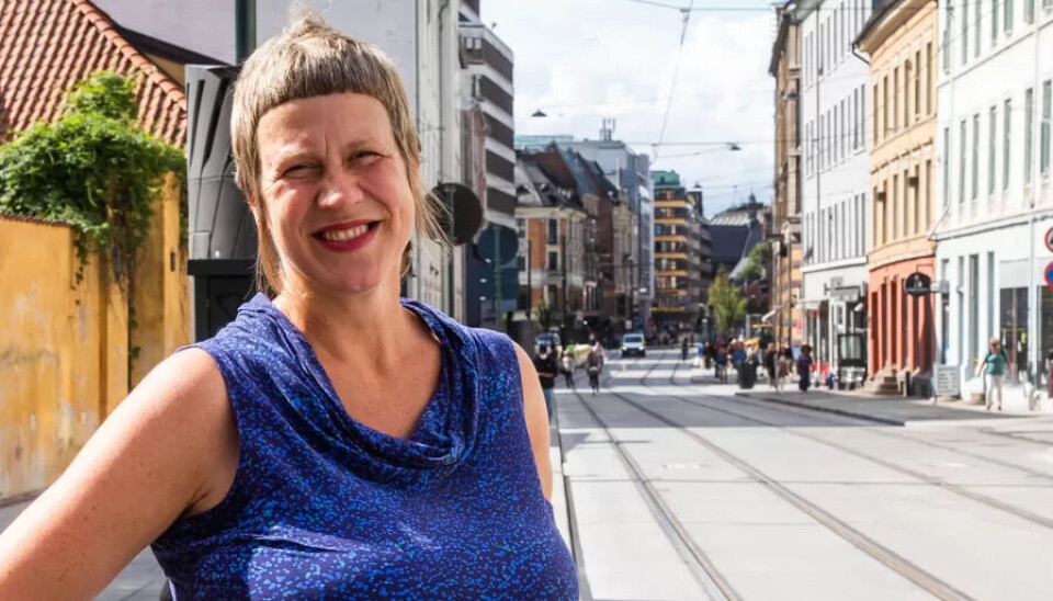 STORE ULIKHETER I HOVEDSTADEN: Oslo er en klassedelt by og det gjenspeiles i ulik organisering, sammensetningen og tjenester på Nav-kontorene i bydelene, forteller Stine Westrum. Det er ganske annerledes å jobbe på Nav Ullern enn Nav Sagene. STORE ULIKHETER I HOVEDSTADEN: Oslo er en klassedelt by og det gjenspeiles i ulik organisering, sammensetningen og tjenester på Nav-kontorene i bydelene, forteller Stine Westrum. Det er ganske annerledes å jobbe på Nav Ullern enn Nav Sagene.