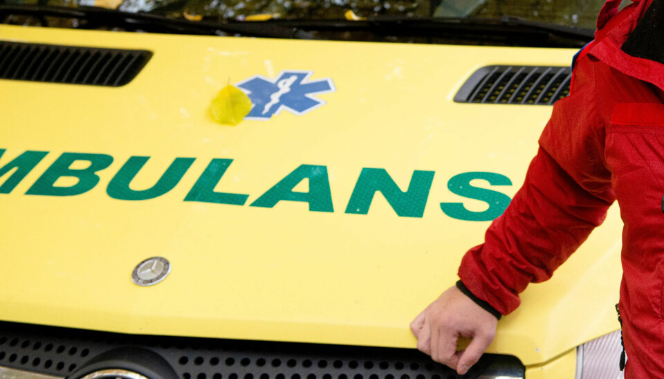 Ambulanseansatte jobber opp mot 30 timer overtid i snitt per måned