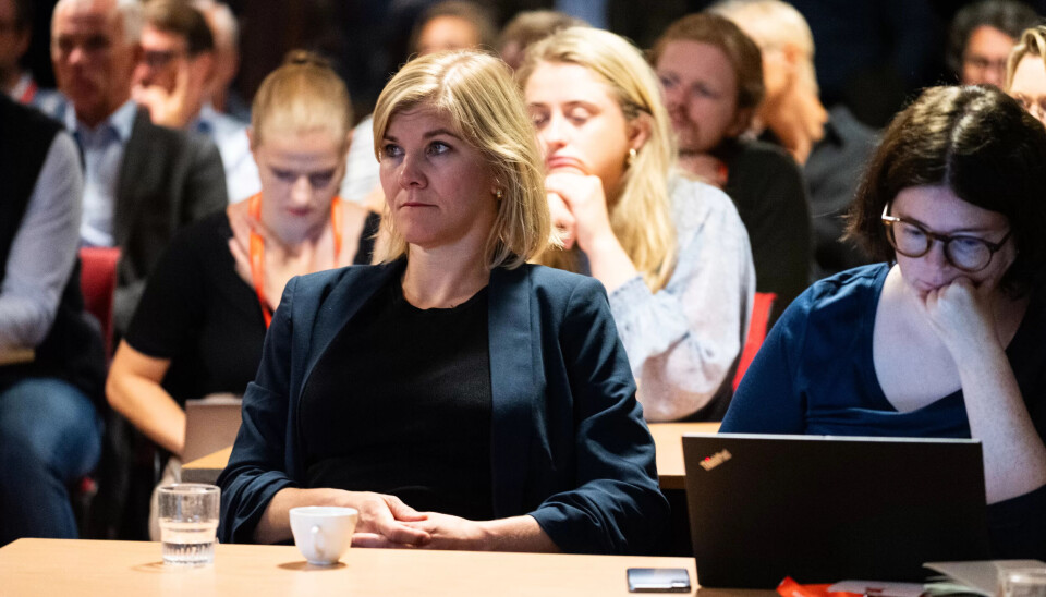 FORFRISKENDE: Statssekretær i Energidepartementet, Elisabeth Sæther, mener rapporten om lokal aksept for vindkraft er forfriskende konkret. FORFRISKENDE: Statssekretær i Energidepartementet, Elisabeth Sæther, mener rapporten om lokal aksept for vindkraft er forfriskende konkret.