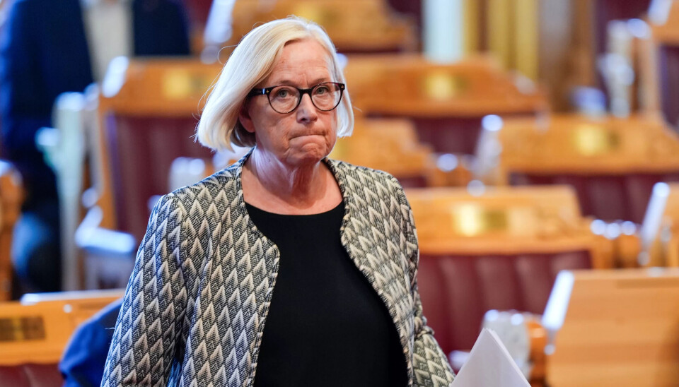 IKKE ENIGHET: Marit Arnstad (Sp) i Stortinget hvor statsminister Jonas Gahr Støre (Ap) redegjorde om den sikkerhetspolitiske situasjonen. IKKE ENIGHET: Marit Arnstad (Sp) i Stortinget hvor statsminister Jonas Gahr Støre (Ap) redegjorde om den sikkerhetspolitiske situasjonen.