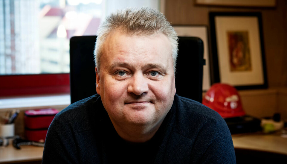 Forbundsleder Jørn Eggum i Fellesforbundet ser rødt etter den interne oljestriden i LO. Forbundsleder Jørn Eggum i Fellesforbundet ser rødt etter den interne oljestriden i LO.