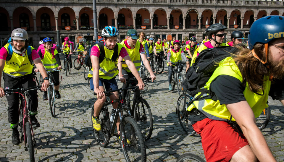 Når Foodora-budene kunne streike, var det fordi de hadde et fagforbund i ryggen med millioner kroner tilgjengelig. Dårlig økonomi skal ikke gjøre at streikende arbeidere må gi seg. Når Foodora-budene kunne streike, var det fordi de hadde et fagforbund i ryggen med millioner kroner tilgjengelig. Dårlig økonomi skal ikke gjøre at streikende arbeidere må gi seg.