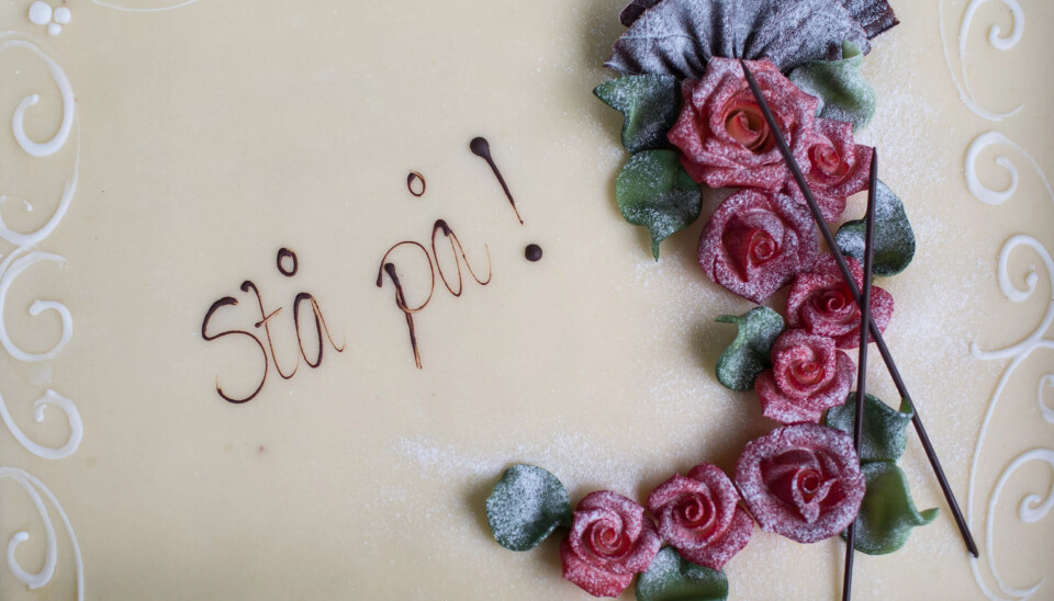 OPPFORDRIMG: Kake med budskap. OPPFORDRIMG: Kake med budskap.