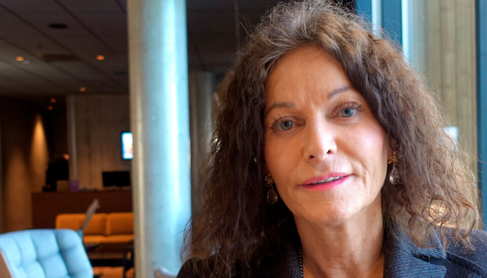 – Klientene våre trenger fagfolk som kan snakke med dem. De trenger ikke HR-managere og PR-rådgivere, sier Kari Lossius. – Klientene våre trenger fagfolk som kan snakke med dem. De trenger ikke HR-managere og PR-rådgivere, sier Kari Lossius.