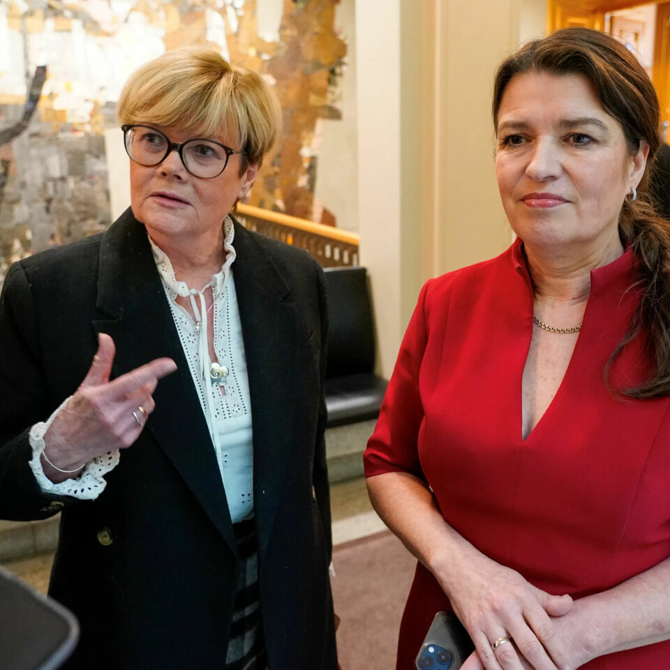IKKE FORNØYD: Kristin Ørmen Johnsen (H) og Liv Kari Eskeland (H) er ikke begeistret over togtilbudet. Torsdag grillet de samferdselsministeren i Stortinget. IKKE FORNØYD: Kristin Ørmen Johnsen (H) og Liv Kari Eskeland (H) er ikke begeistret over togtilbudet. Torsdag grillet de samferdselsministeren i Stortinget.
