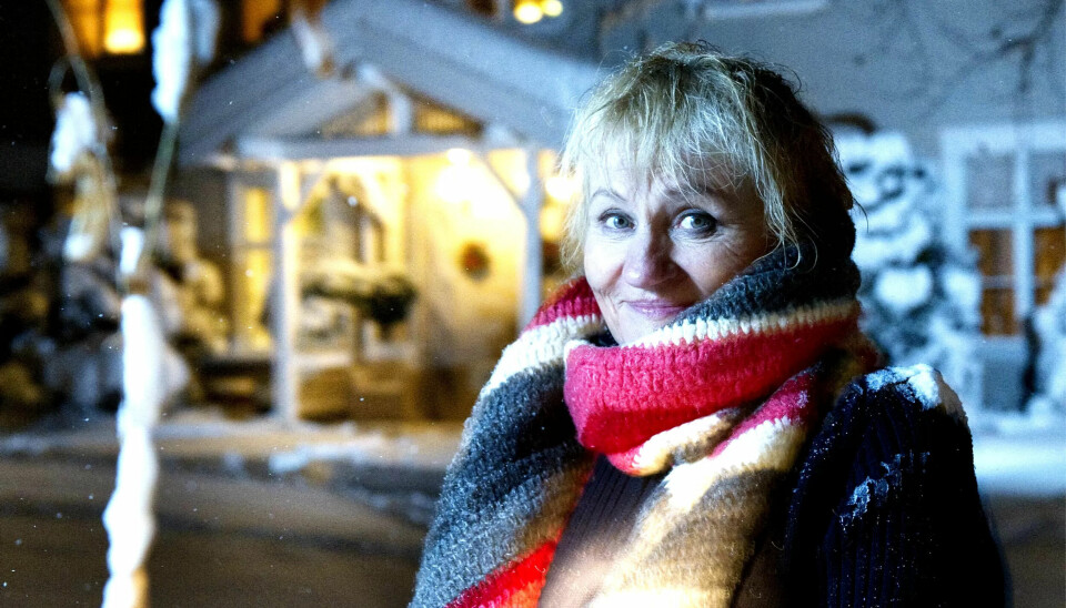 KOS: – Man kan ikke lage festprins av en tømmerstokk, sier Toppen Bech. Men alle kan kose seg på julebord. KOS: – Man kan ikke lage festprins av en tømmerstokk, sier Toppen Bech. Men alle kan kose seg på julebord.