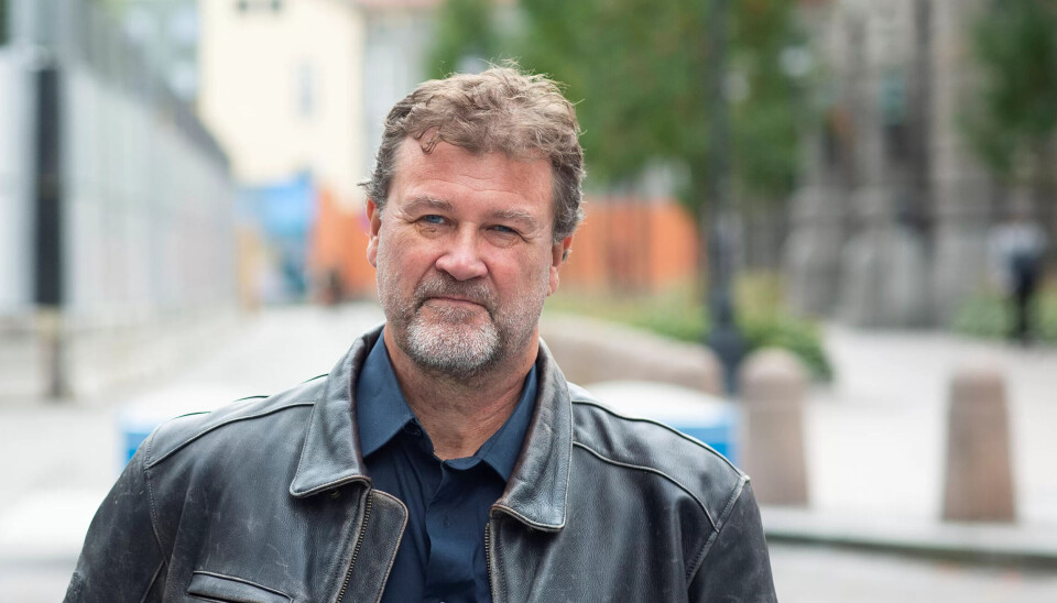 – Det er massevis av brukere. Totalt vil dette berøre 63.000 brukere av nødnettet, påpeker Are Strand. – Det er massevis av brukere. Totalt vil dette berøre 63.000 brukere av nødnettet, påpeker Are Strand.