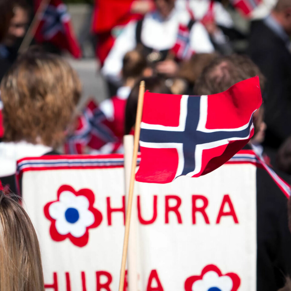 I år er 17. mai ein søndag og andre juledag ein laurdag. Dermed blir det to ekstra arbeidsdagar på dei fleste. I år er 17. mai ein søndag og andre juledag ein laurdag. Dermed blir det to ekstra arbeidsdagar på dei fleste.