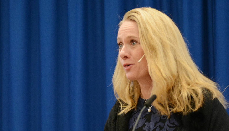 – Arbeidsminister Anniken Hauglie og regjeringen bryter inngåtte avtaler, mener fagbevegelsen. – Arbeidsminister Anniken Hauglie og regjeringen bryter inngåtte avtaler, mener fagbevegelsen.