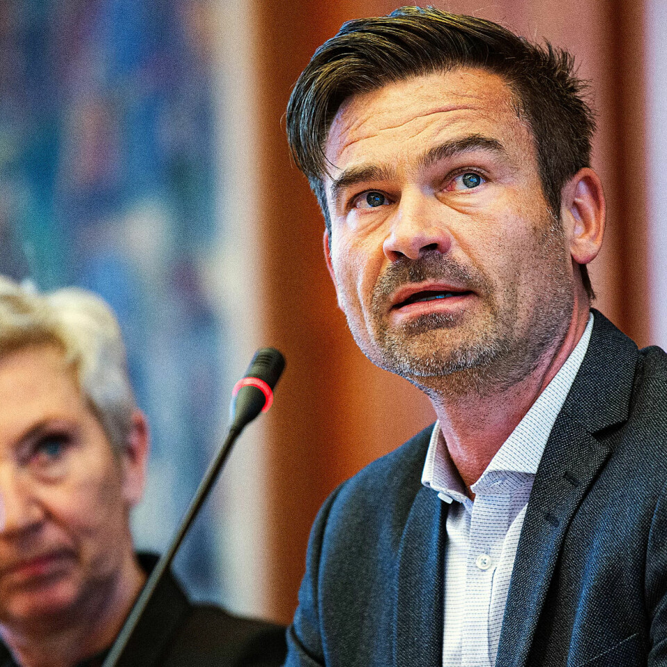 – De som ikke kan stå lenge i jobb, vil dermed få altfor lave pensjoner om ikke noe endres, heter det i en uttalelse fra sjeføkonom i LO, Roger Bjørnstad. – De som ikke kan stå lenge i jobb, vil dermed få altfor lave pensjoner om ikke noe endres, heter det i en uttalelse fra sjeføkonom i LO, Roger Bjørnstad.