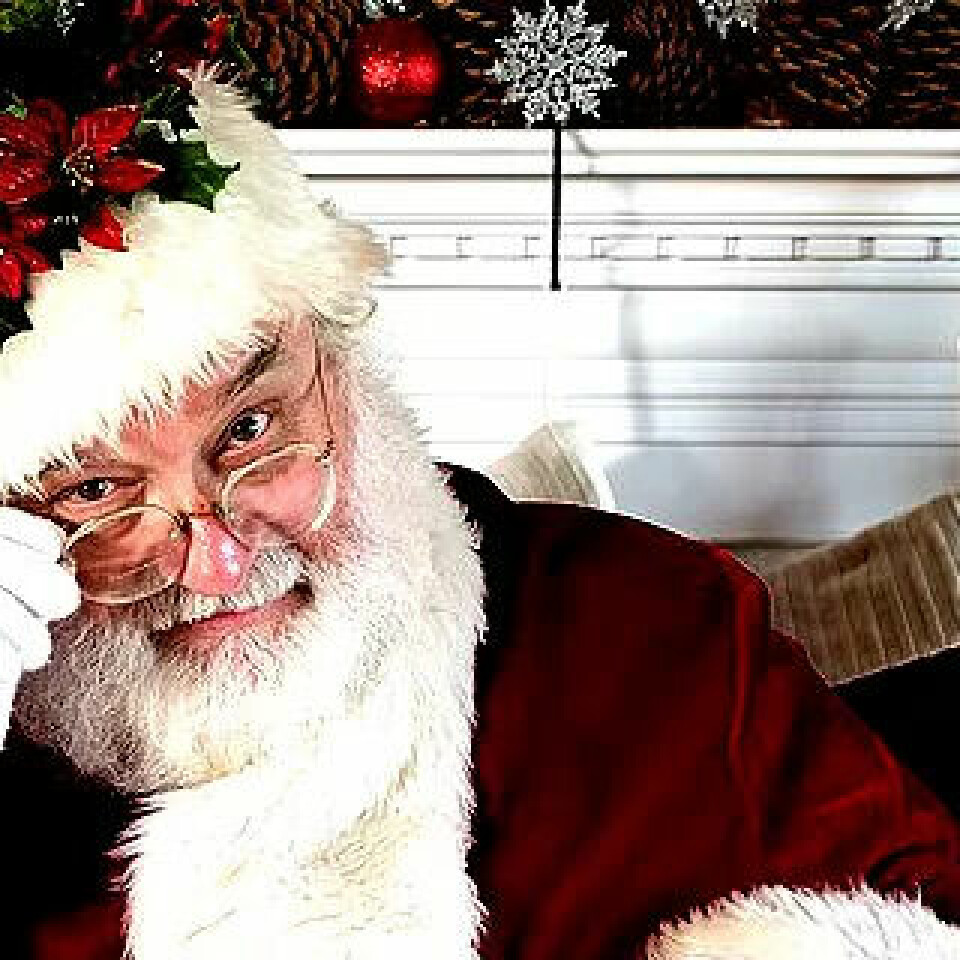 RØDE DAGER: Noen må dra på jobb mens andre feirer jul. RØDE DAGER: Noen må dra på jobb mens andre feirer jul.