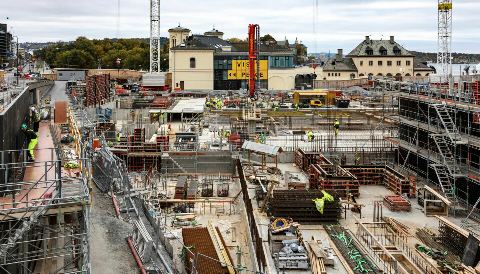 TJENESTEYTING: Byggeindustrien er blant områdene der man kan finne lavtlønnede. Andre tjenesteområder er også aktuelle. TJENESTEYTING: Byggeindustrien er blant områdene der man kan finne lavtlønnede. Andre tjenesteområder er også aktuelle.