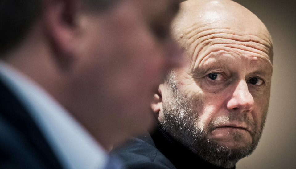 Norsk Industri-direktør Stein Lier-Hansen provoserer både arbeidstakersiden og sine egne i NHO med utspillet om at offentlig ansattes bidrag i koronadugnaden bør være å bli langt færre. Norsk Industri-direktør Stein Lier-Hansen provoserer både arbeidstakersiden og sine egne i NHO med utspillet om at offentlig ansattes bidrag i koronadugnaden bør være å bli langt færre.