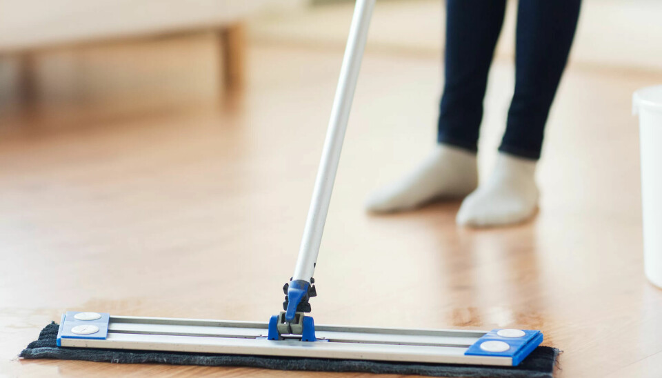 MÅ BETALE: Det kristne selskapet Fjordteam må betale lønn rengjøringsarbeiderne de bruker på 'dugnad'. MÅ BETALE: Det kristne selskapet Fjordteam må betale lønn rengjøringsarbeiderne de bruker på 'dugnad'.