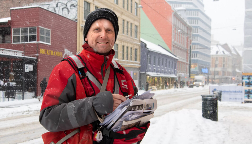 UT I VEIEN: Da det snødde som verst i januar, måtte Gard Kristiansen ofte ut i veien for å komme fram. UT I VEIEN: Da det snødde som verst i januar, måtte Gard Kristiansen ofte ut i veien for å komme fram.