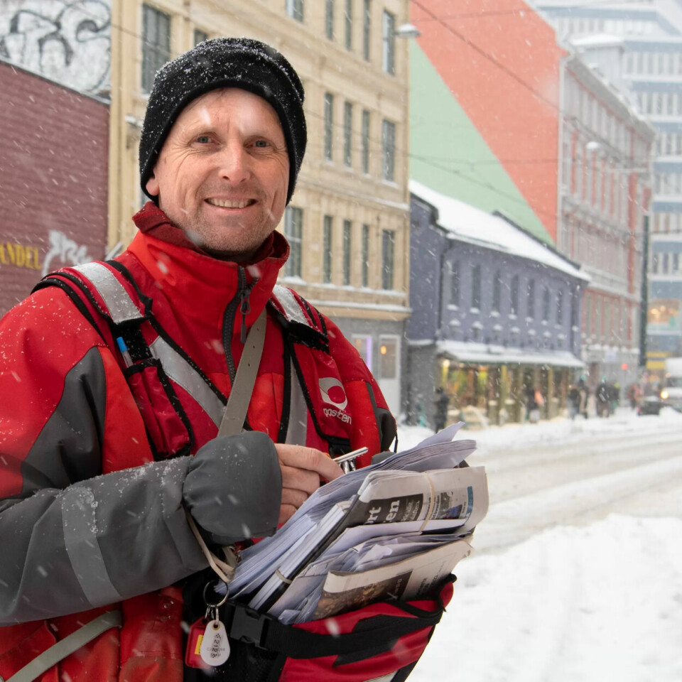 UT I VEIEN: Da det snødde som verst i januar, måtte Gard Kristiansen ofte ut i veien for å komme fram. UT I VEIEN: Da det snødde som verst i januar, måtte Gard Kristiansen ofte ut i veien for å komme fram.